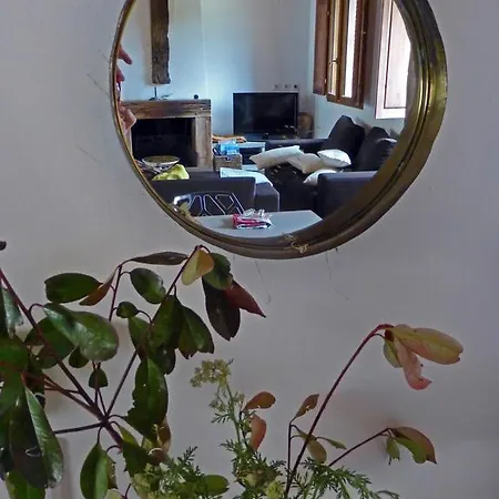 度假居 Bergerie Avec Piscine *