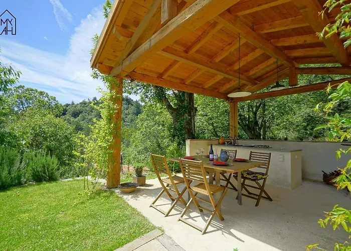 Bergerie Avec Piscine Casa de Férias *